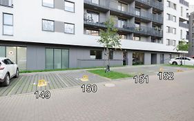 SKY Home- Green Apartament -Manufaktura, Bezpłatny Parking, Klimatyzacja, Dostęp na KOD